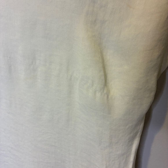 Nine West Off-White Sleeveless Button Front Blouse Women’s — Flowy & Lightweight - Picture 4 of 8